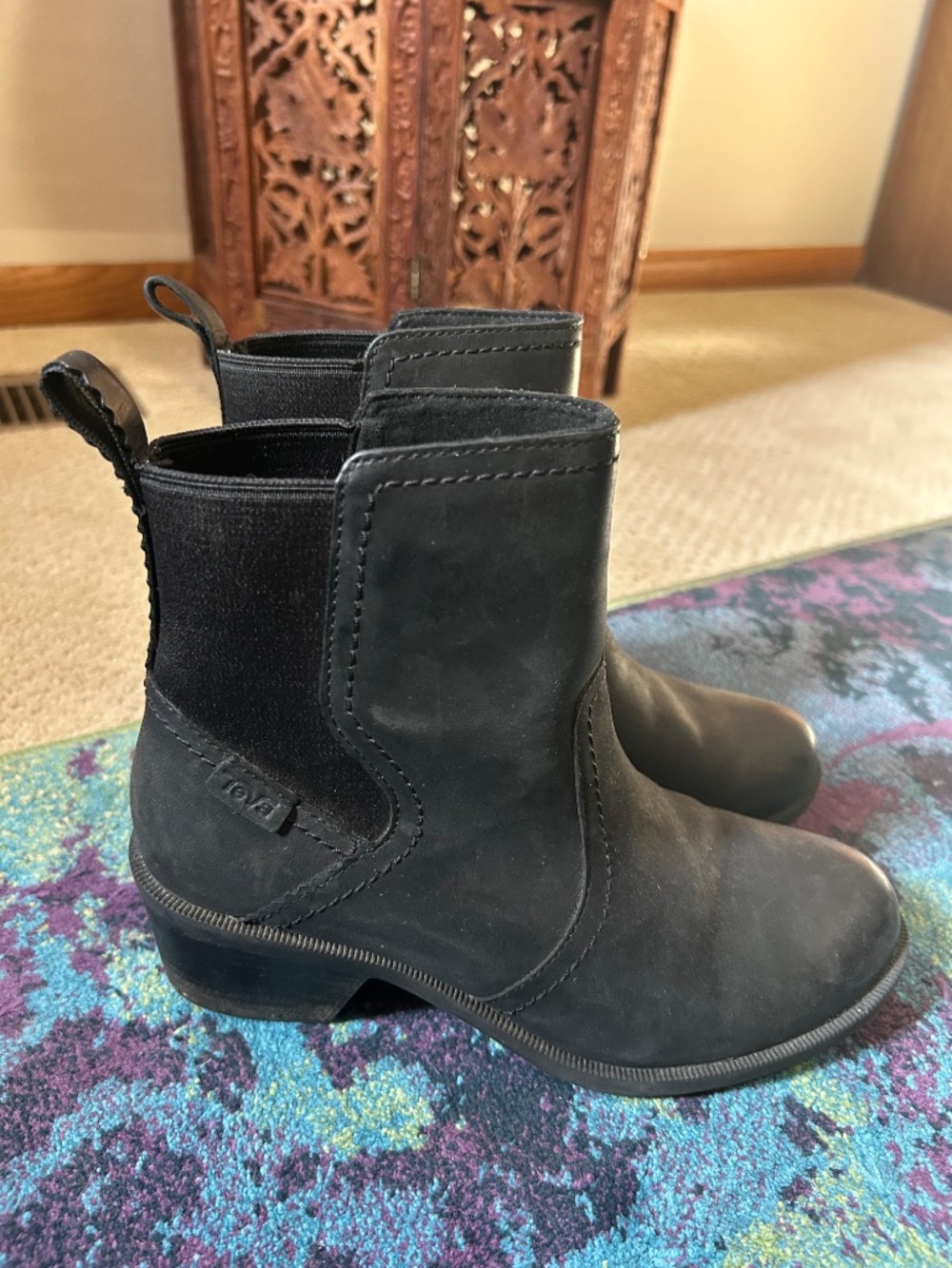 Water-resistant Black Teva Ankle Boots size 6.5 - Picture 2 of 5